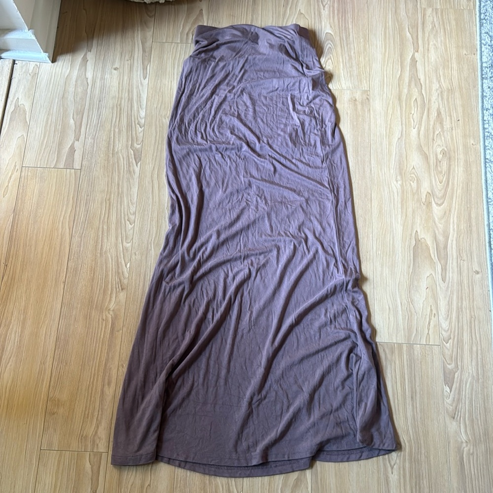 DYNAMITE MAXI SKIRT